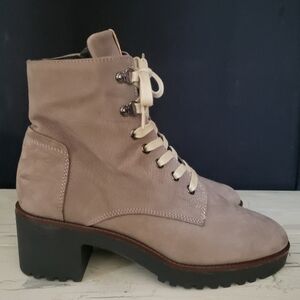 Ron White 'Vandra' Leather Ankle Boots in Khaki - Women's size 7.5-8